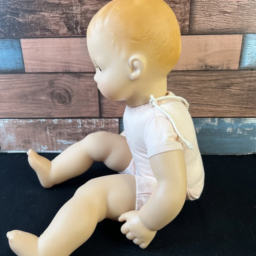 2014- American girl Bitty Baby Auburn hair - Open Close blue eyes baby doll